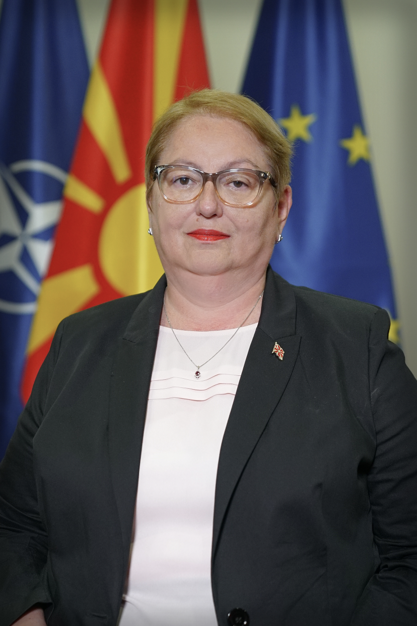 Министер за образование и наука